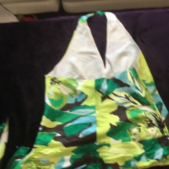 Banana Republic silk tropical halter top - Picture 6 of 9